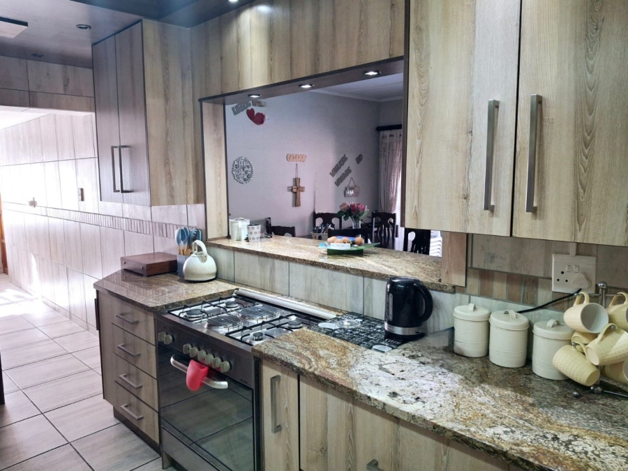 3 Bedroom Property for Sale in Sasolburg Ext 11 Free State